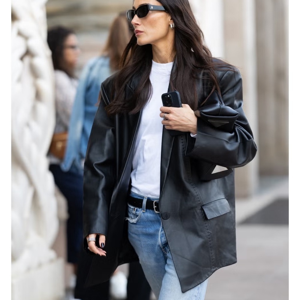 Danier Black Genuine Leather Button Down Jacket Classic